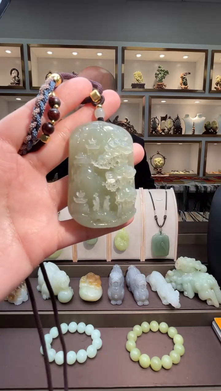 颈饰未镶嵌和田玉苏