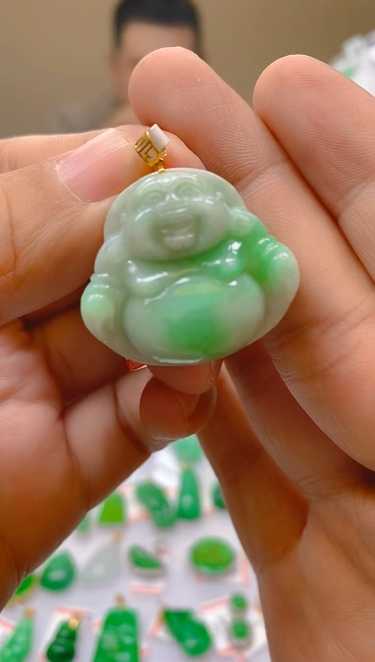 【闪购商品】翡翠颈饰未镶嵌新号开播，全场乱卖