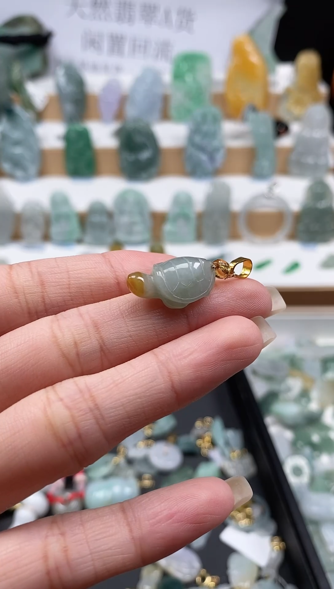 翡翠未镶嵌颈饰吊坠90