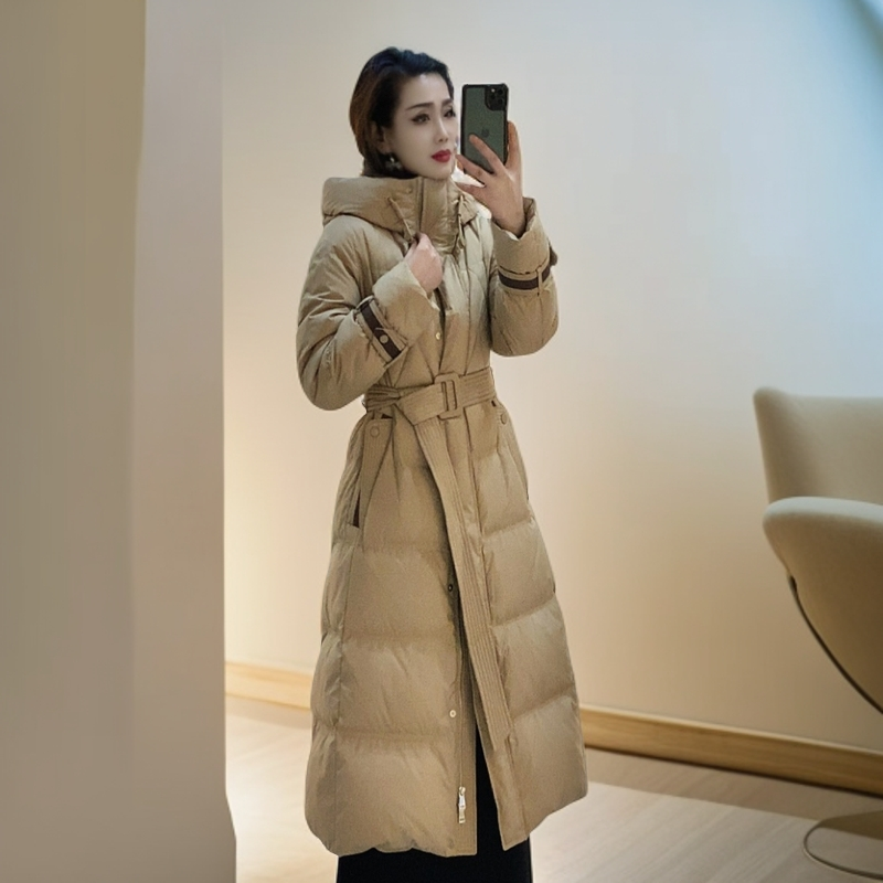 冬季新款时尚休闲女士中长款连帽收腰加厚保暖白鸭绒羽绒服【专享】