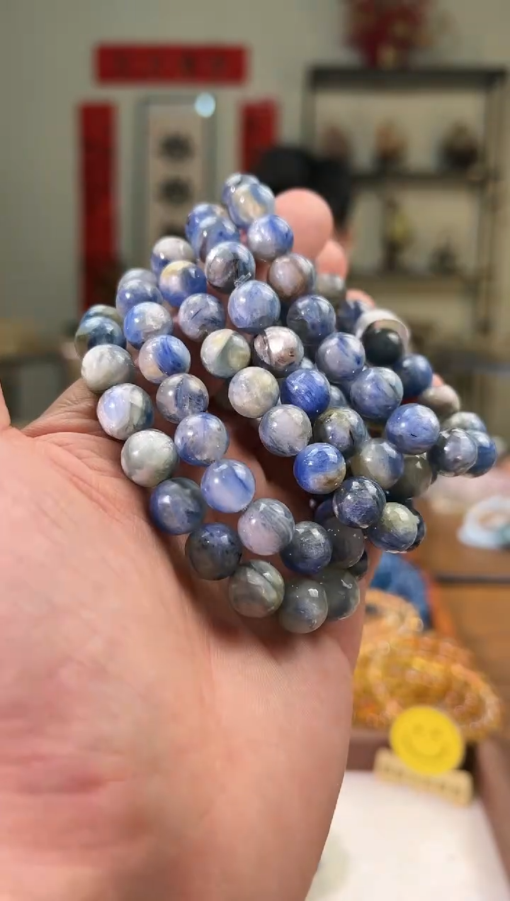 【闪购商品】蓝晶石手串未镶嵌10.5mm蓝晶石手串（多样性发其一）