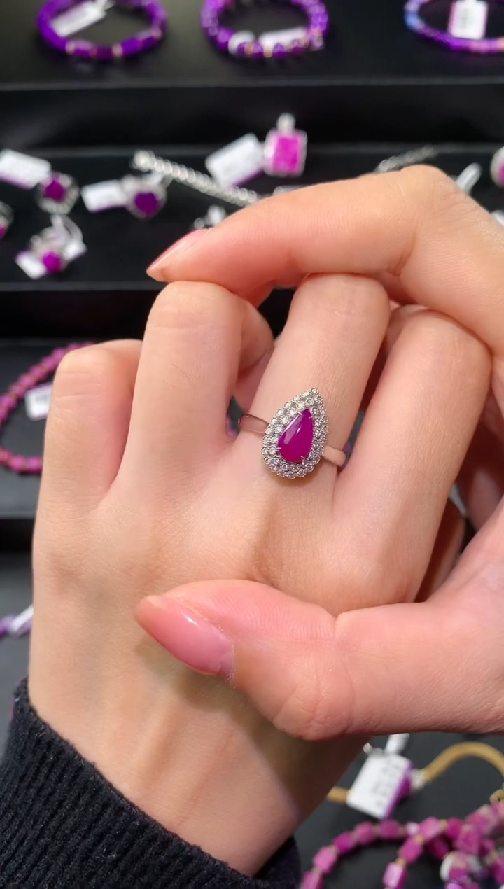 【闪购商品】苏纪石（舒俱来）.18K金镶嵌舒俱来戒指