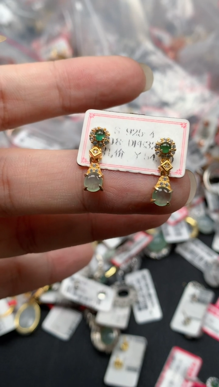 翡翠戒指银S925镶嵌天然A货缅甸翡翠