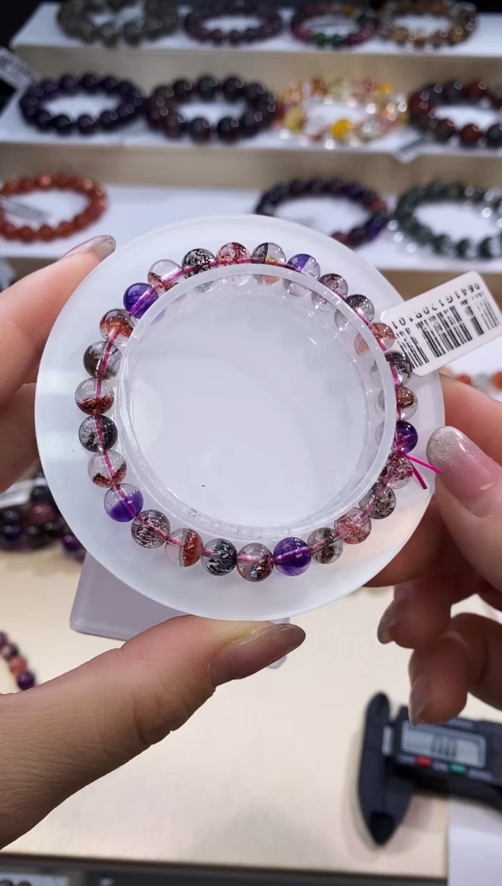 【闪购商品】水晶手链未镶嵌黑加仑超七6m+