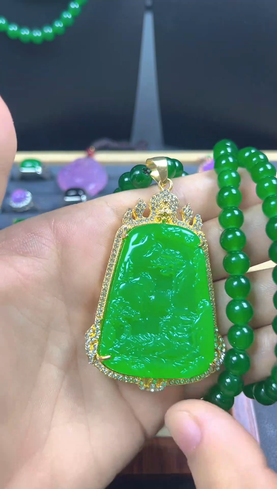 颈饰银S925镀金镶嵌翡翠山水