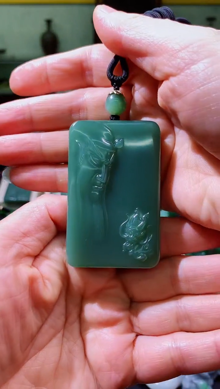 和田玉（碧玉）未镶嵌吊坠(不含链)山**子和田玉关公挂件