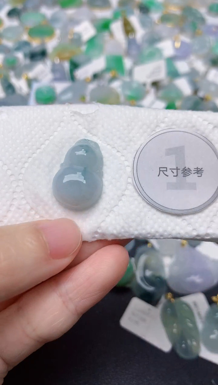 颈饰未镶嵌翡翠天然缅甸A货翡翠