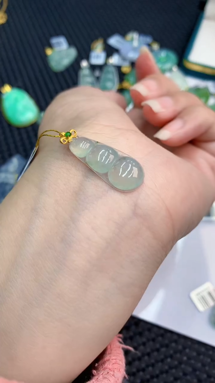 【闪购商品】翡翠颈饰18K金镶嵌            8