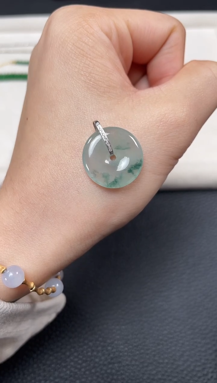 【闪购商品】翡翠吊坠(不含链)18K金镶嵌一个  JK285