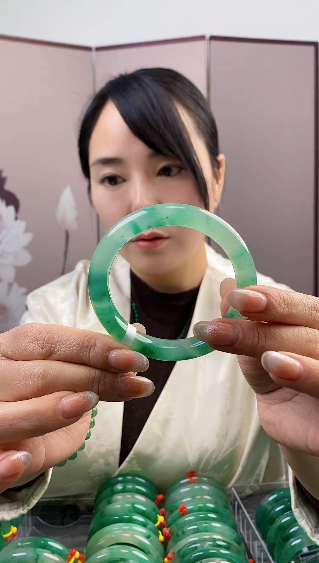 【闪购商品】石英质玉手镯未镶嵌40