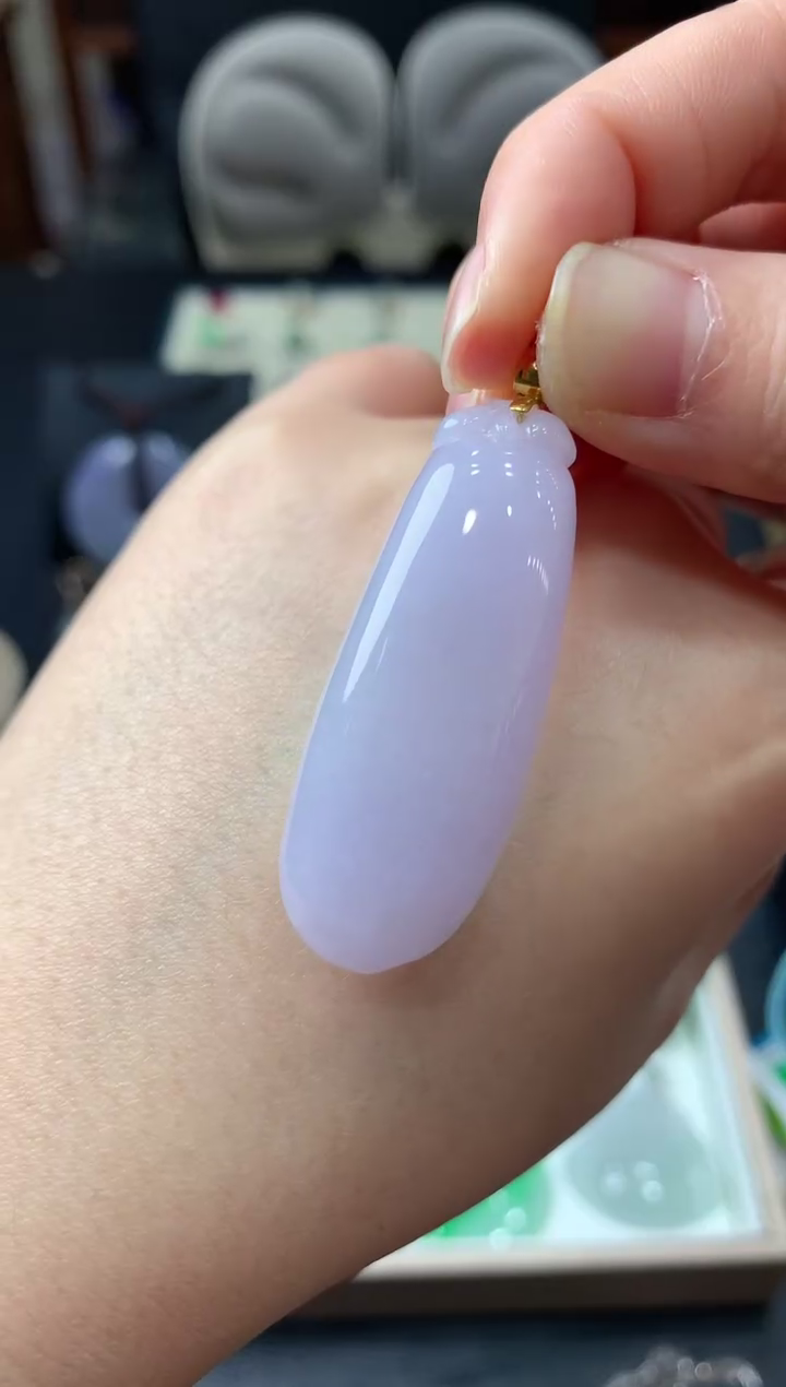 【闪购商品】翡翠吊坠(不含链)18K金镶嵌挂件