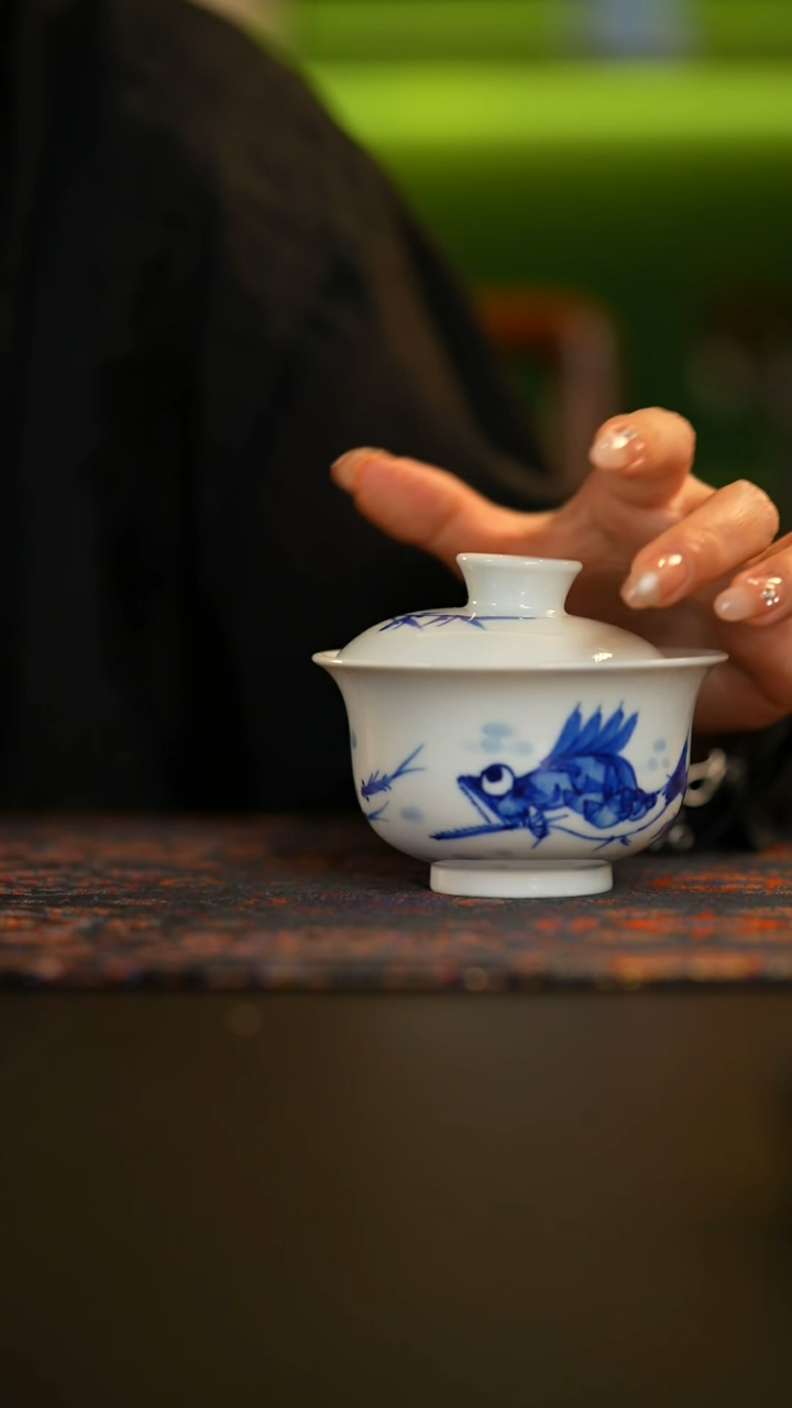 瓷片
