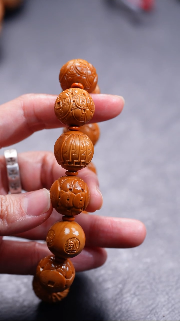 【闪购商品】橄榄核吊坠橄榄核
