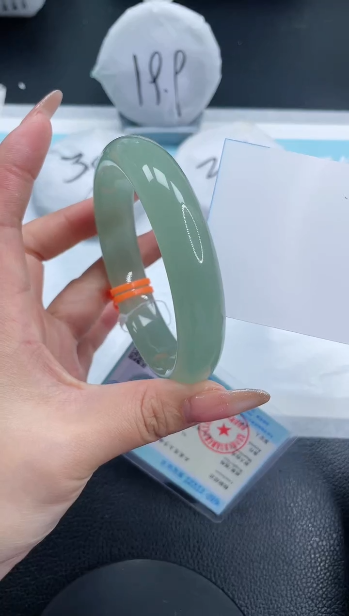 【闪购商品】石英质玉手镯未镶嵌20S123-66