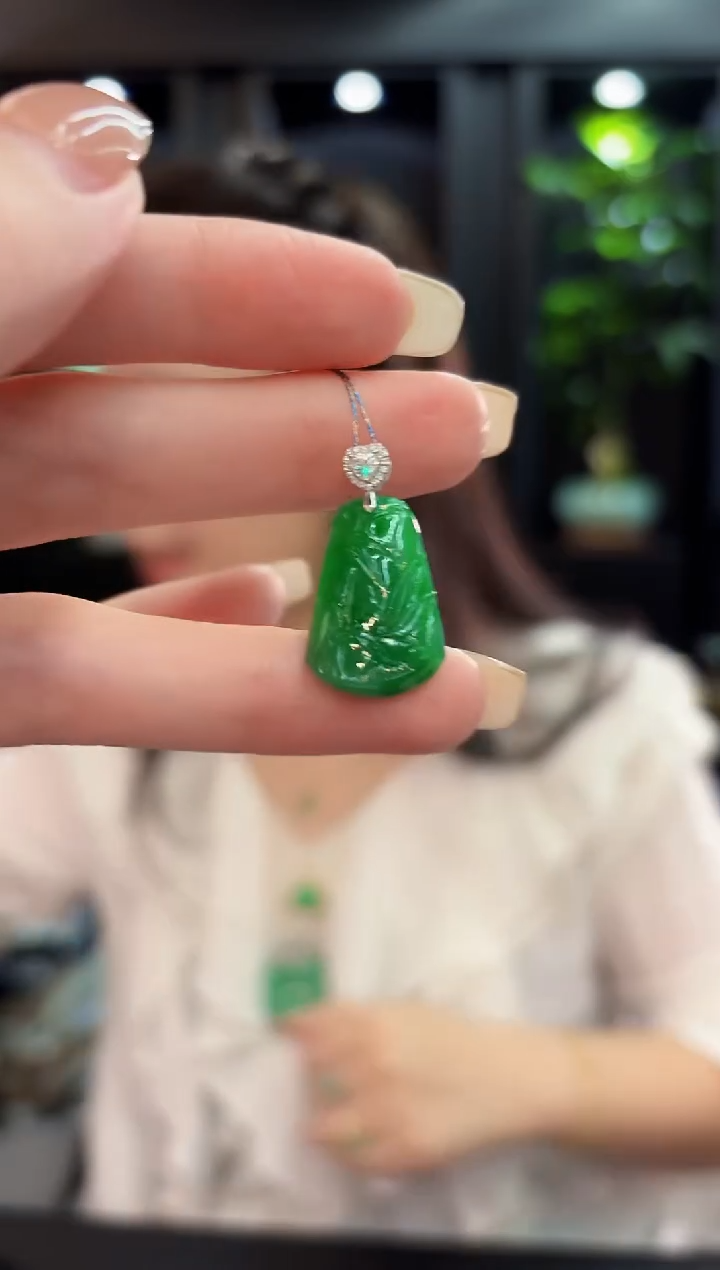 吊坠(不含链)18K金镶嵌翡翠 缅料A货/支持复检/一件