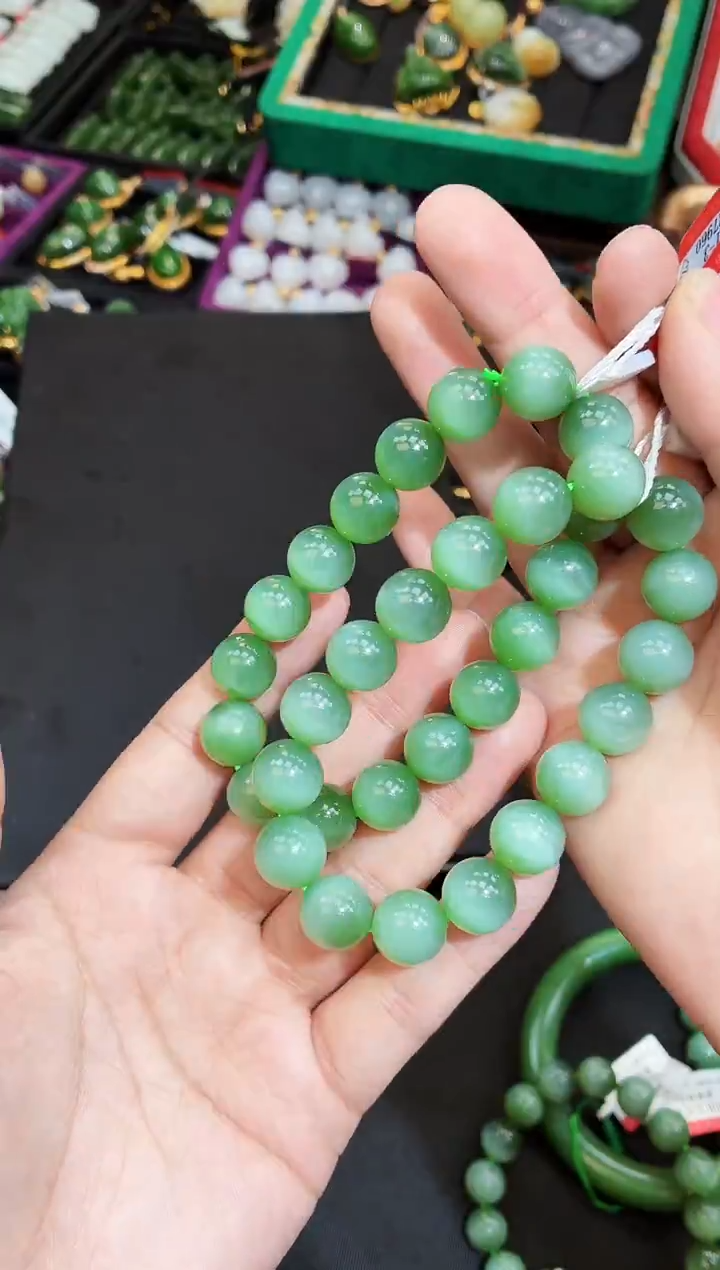 未镶嵌手链和田玉12MM 多样性发一