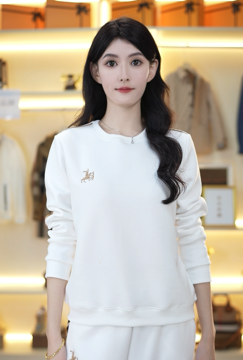 新款25年女士秋冬加厚秀场卫衣