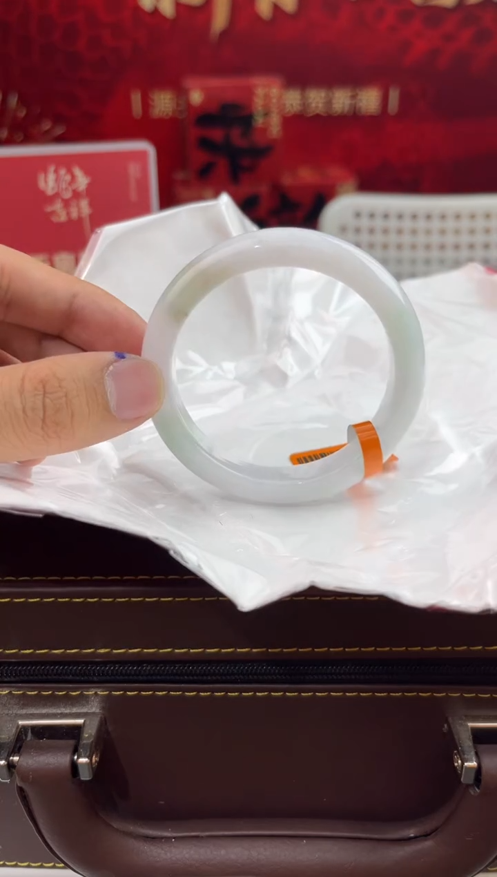 【闪购商品】翡翠手镯未镶嵌6翡翠手镯