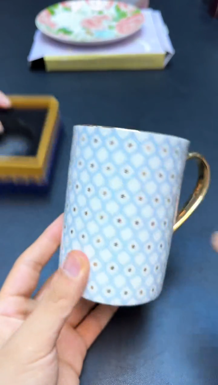 瓷片全新正品一件不留@@H1640