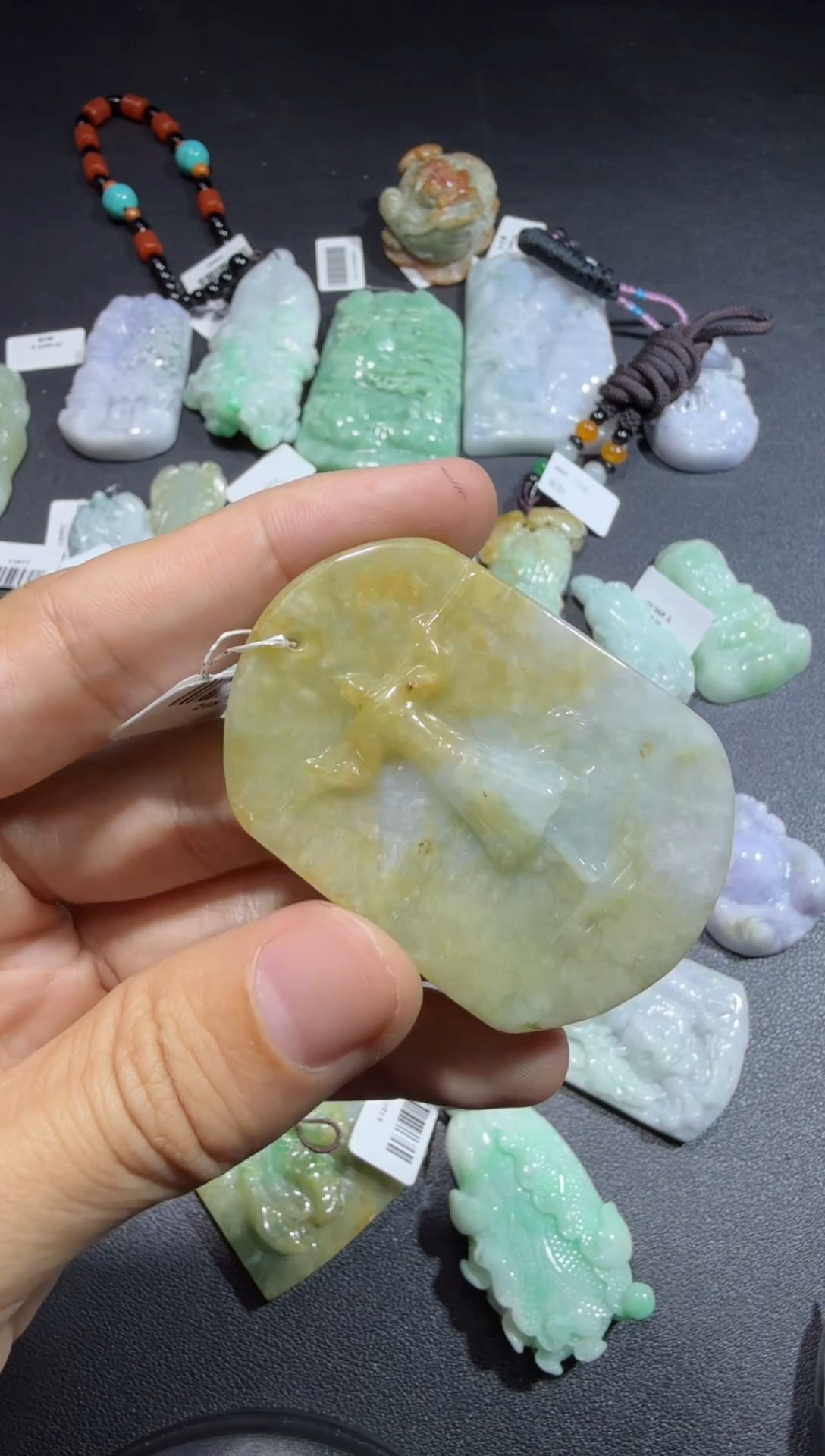 【闪购商品】翡翠颈饰未镶嵌00002488