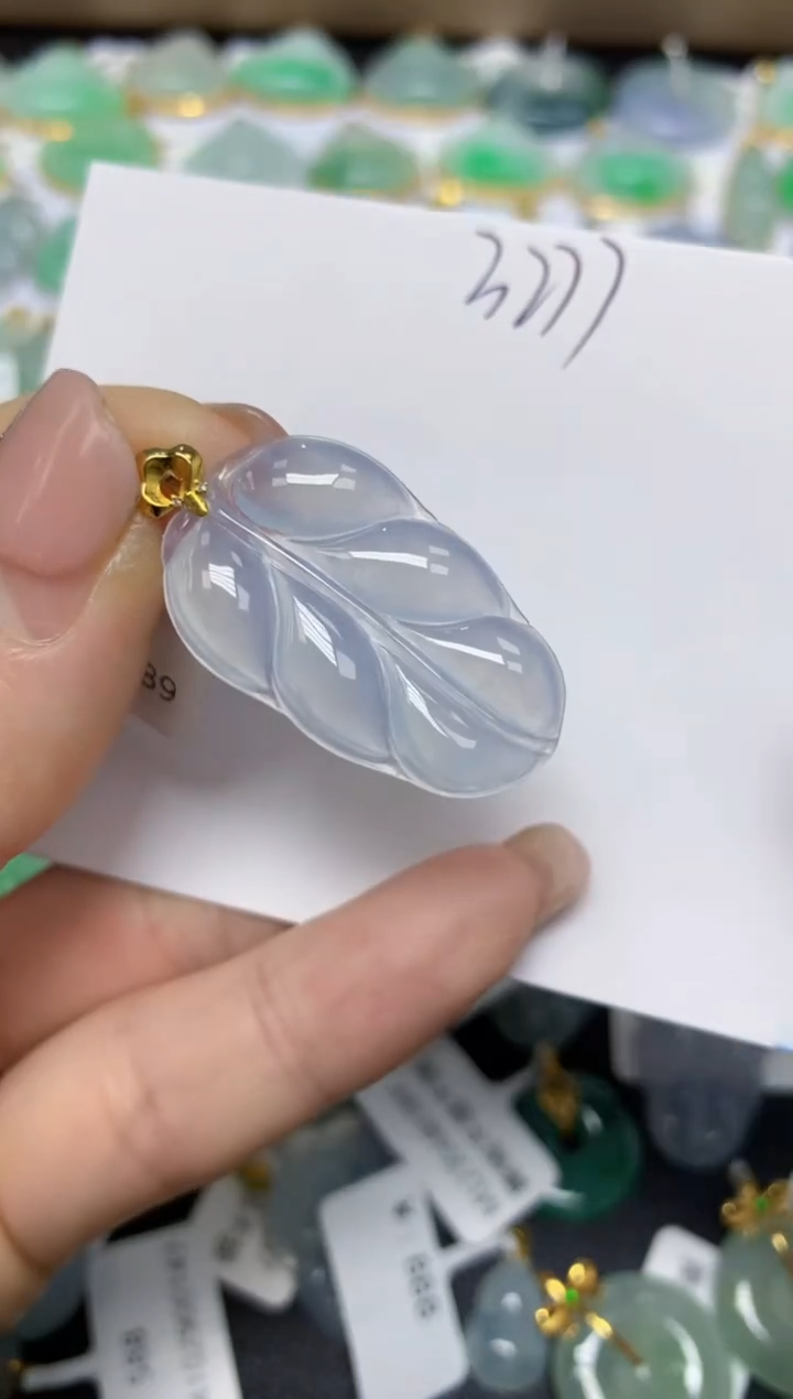 【闪购商品】翡翠挂件18K金镶嵌 天然翡翠A货