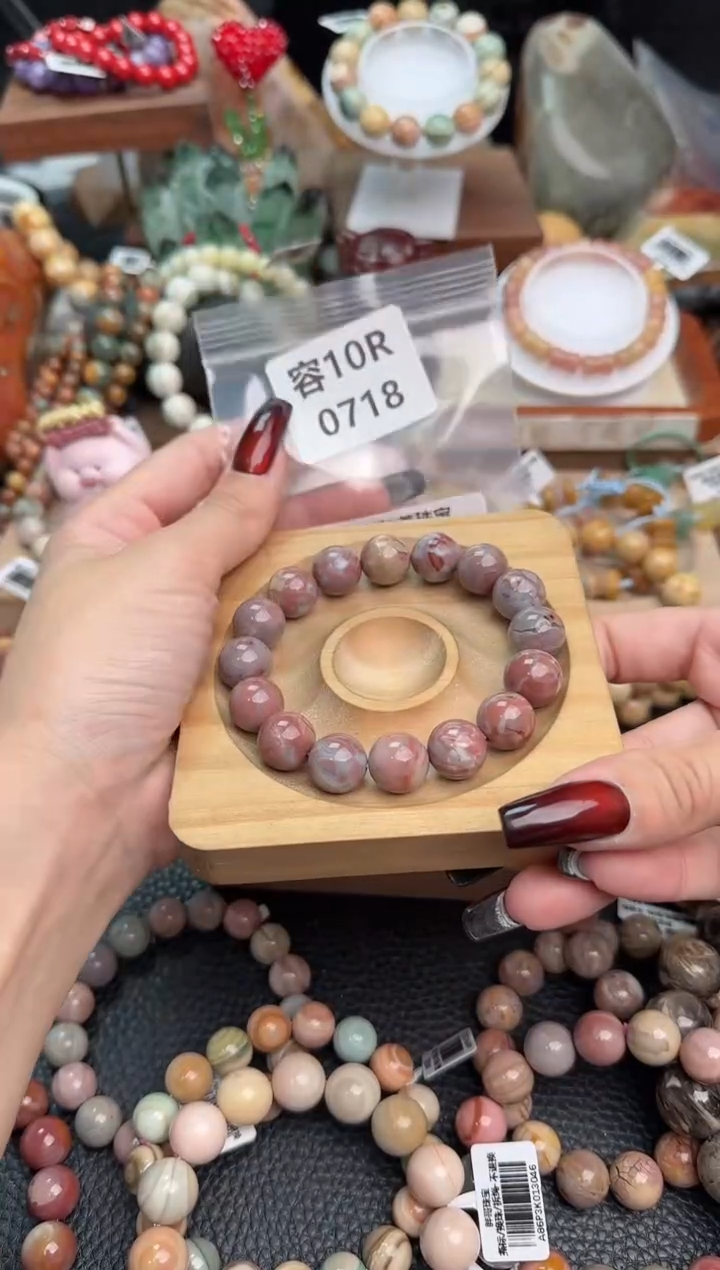 【闪购商品】石英质玉手链足铂镶嵌10R0718