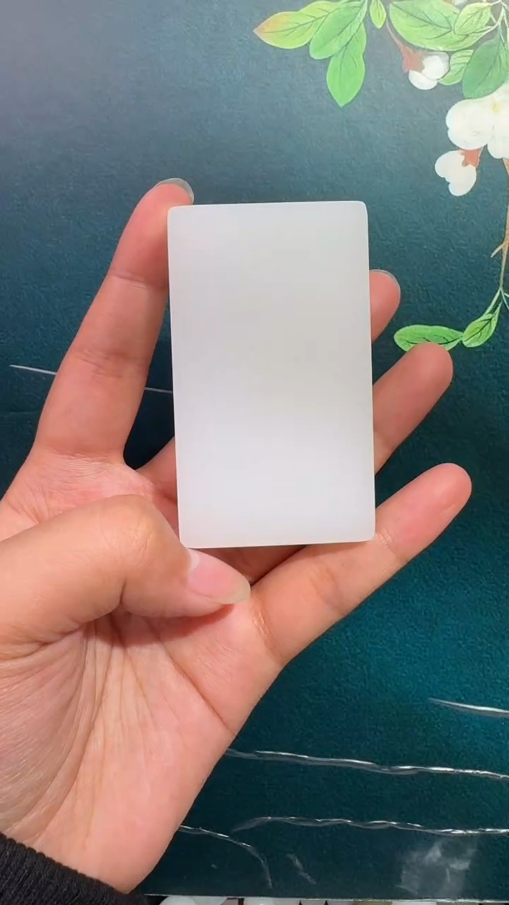 颈饰未镶嵌和田玉吊坠