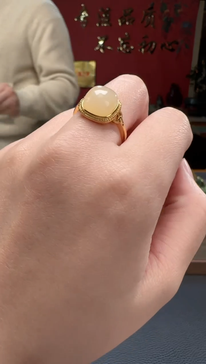 【闪购商品】和田玉.银S925镶嵌藕粉戒指