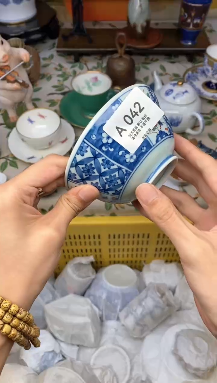 瓷片超*猪瓷器瓷器瓷器