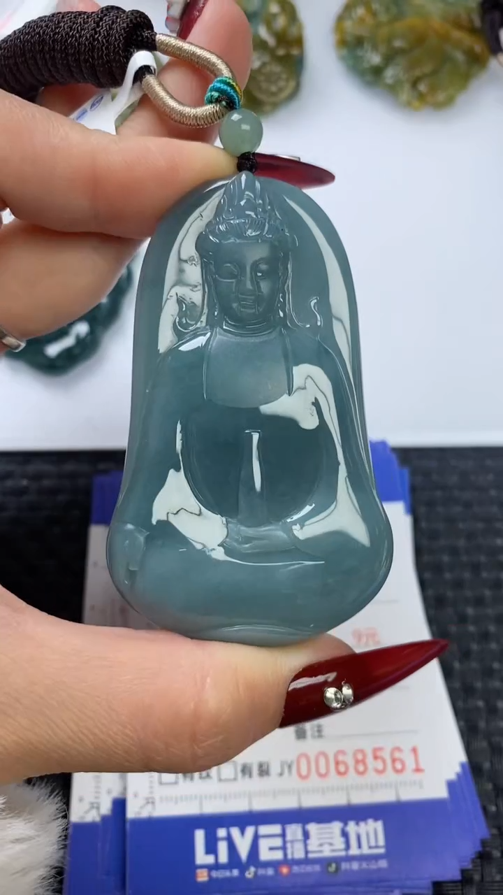 【闪购商品】翡翠颈饰未镶嵌111111111111111