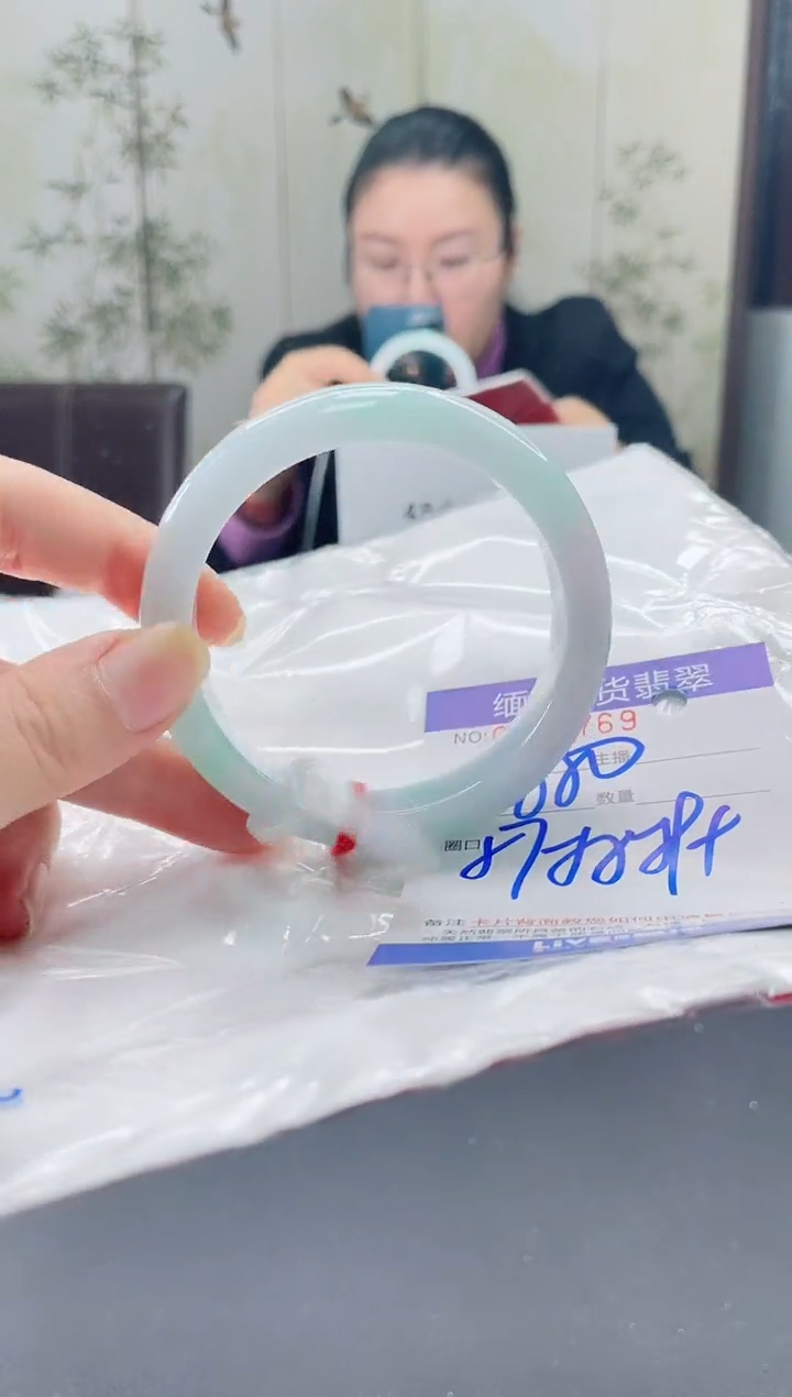 未镶嵌手镯翡翠7