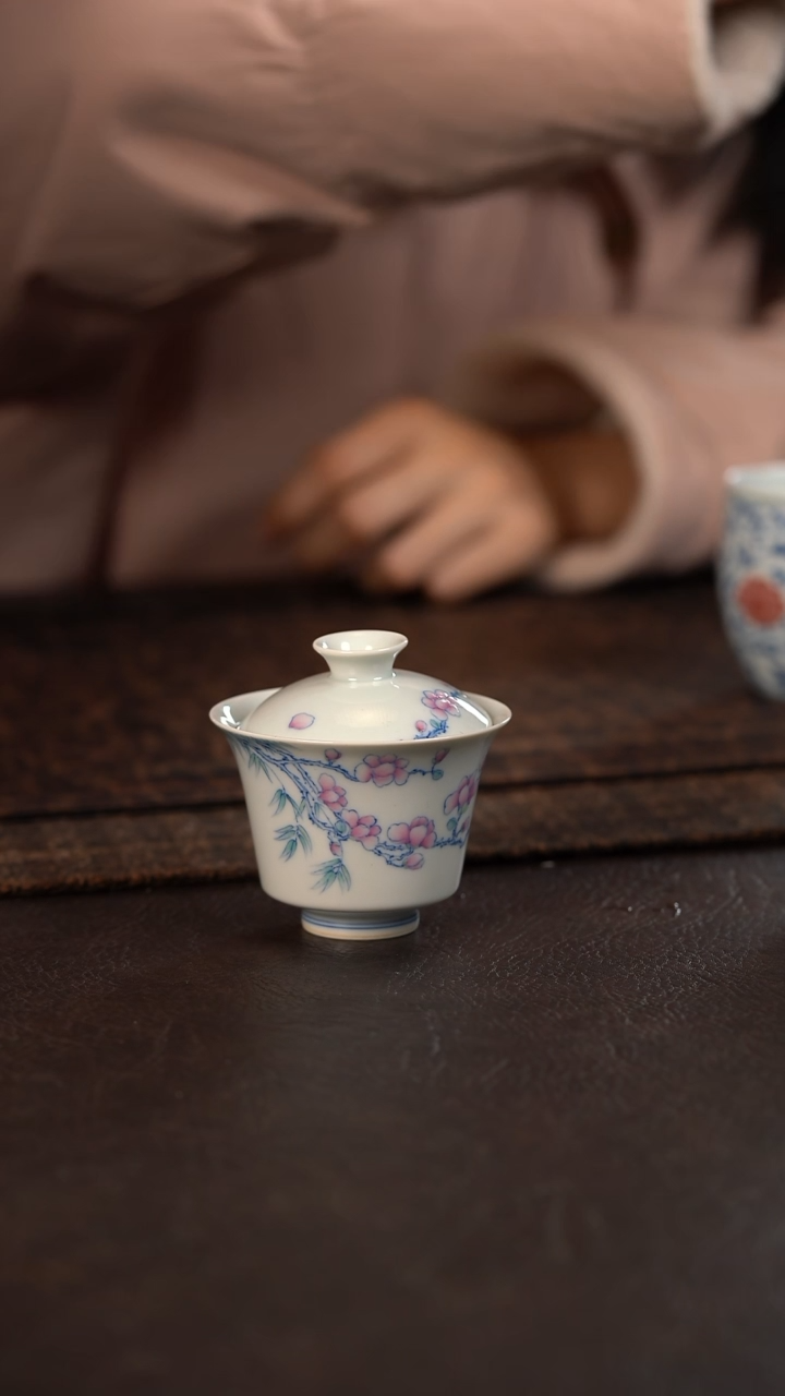 【闪购商品】杯聚澜堂斗彩玉兰花马蹄盖碗