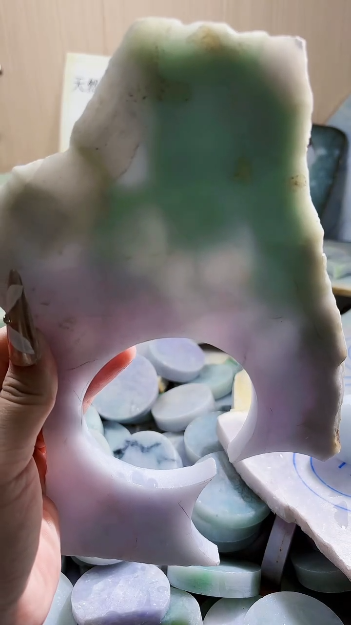 翡翠未镶嵌颈饰翡翠A货 江谭784