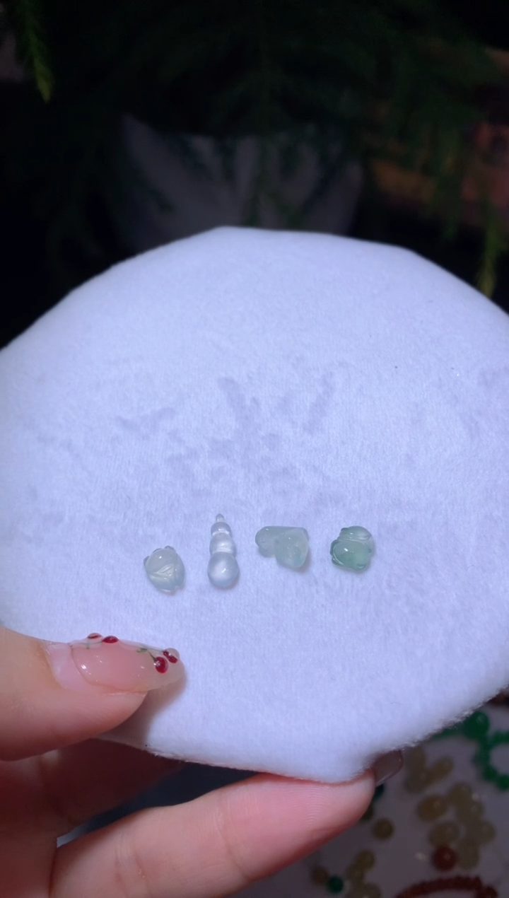 【闪购商品】定制翡翠未镶嵌小冰件600+60