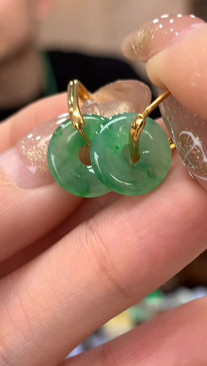 【闪购商品】翡翠耳饰18K金镶嵌甜甜圈