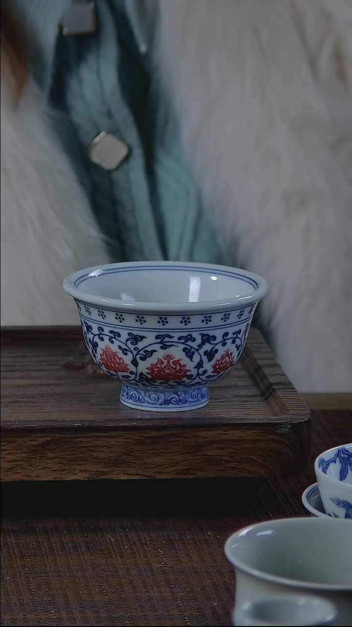 【闪购商品】折葵非器手工手绘青花釉里红缠枝压手杯福利