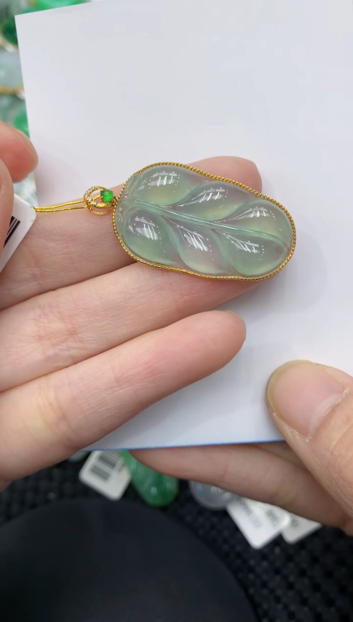 【闪购商品】翡翠颈饰18K金镶嵌111111111111