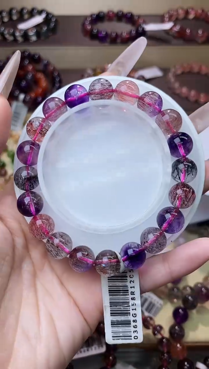 【闪购商品】水晶手链未镶嵌黑加仑超七10m+