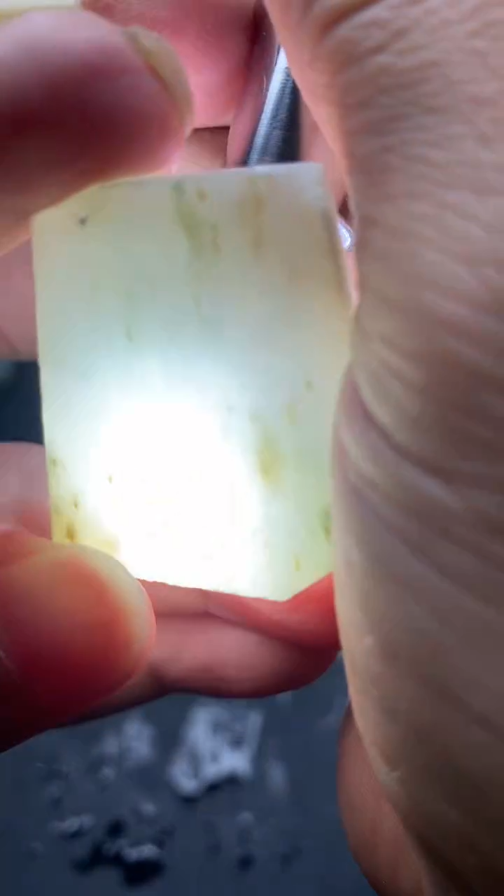 【闪购商品】翡翠颈饰未镶嵌天然翡翠A货