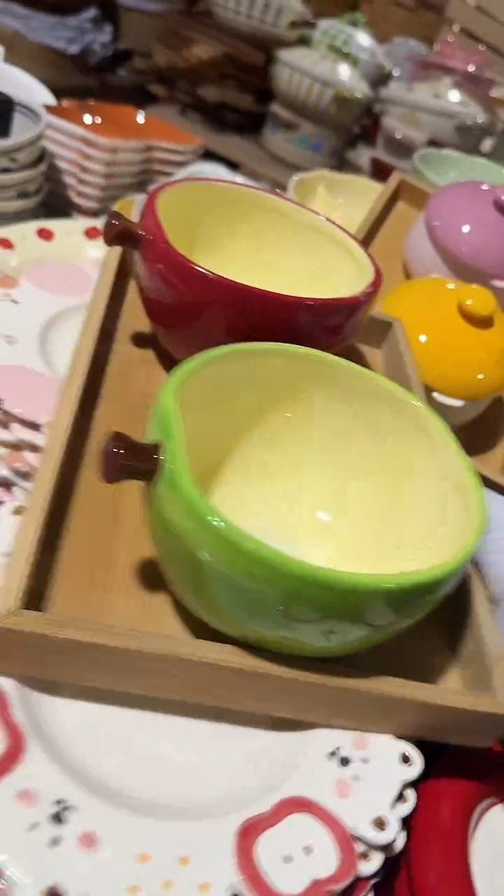 陶瓷2个苹果碗微瑕 凑满20元包邮