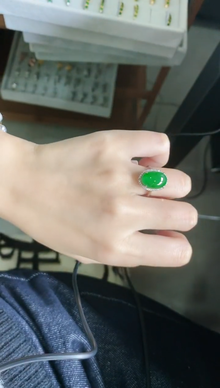 【闪购商品】翡翠戒指银S925镶嵌51511