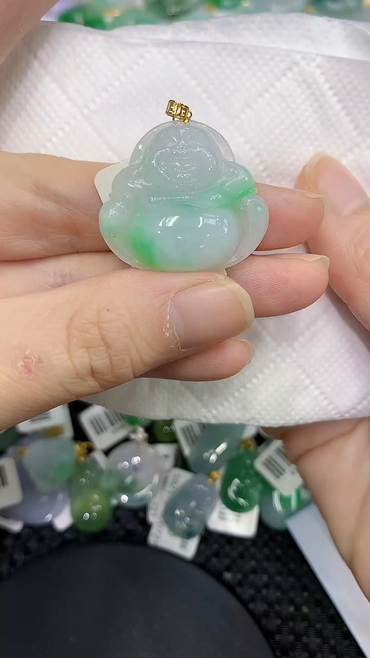 颈饰18K金镶嵌翡翠11111111