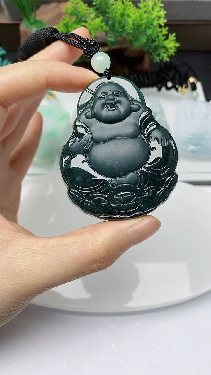 【闪购商品】翡翠颈饰未镶嵌        