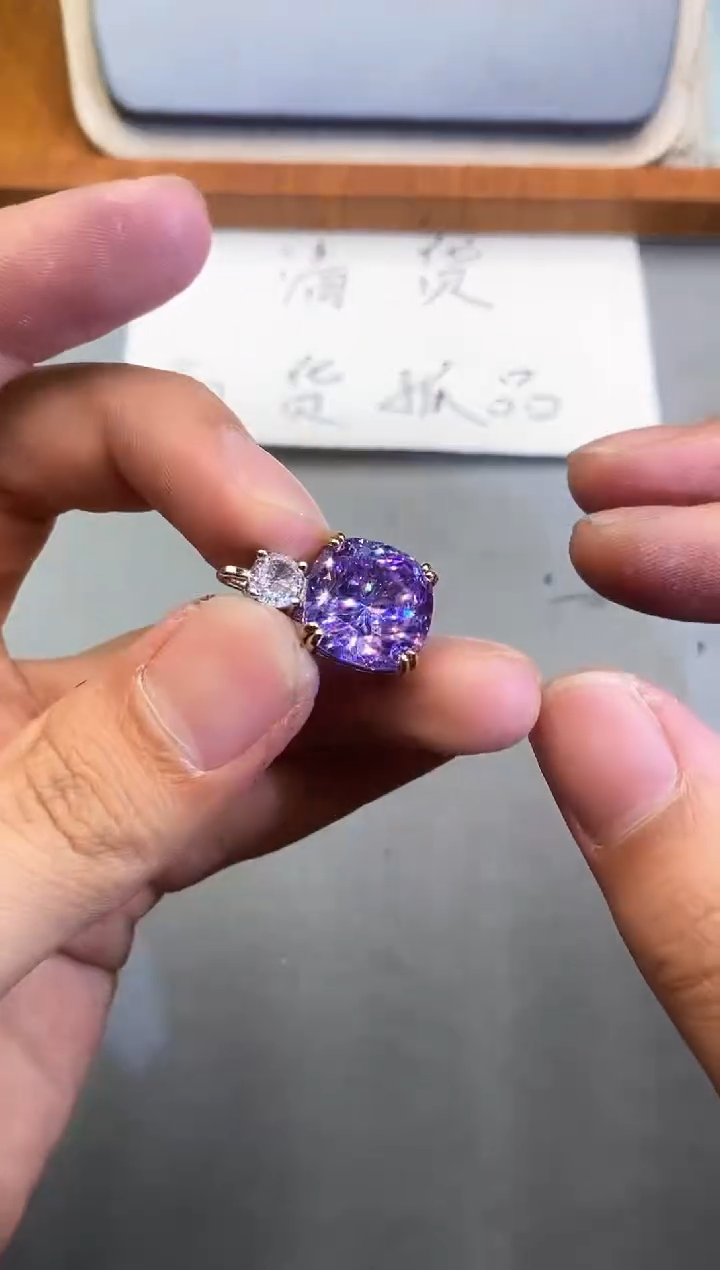 【闪购商品】石英质玉珠宝奇石合金1