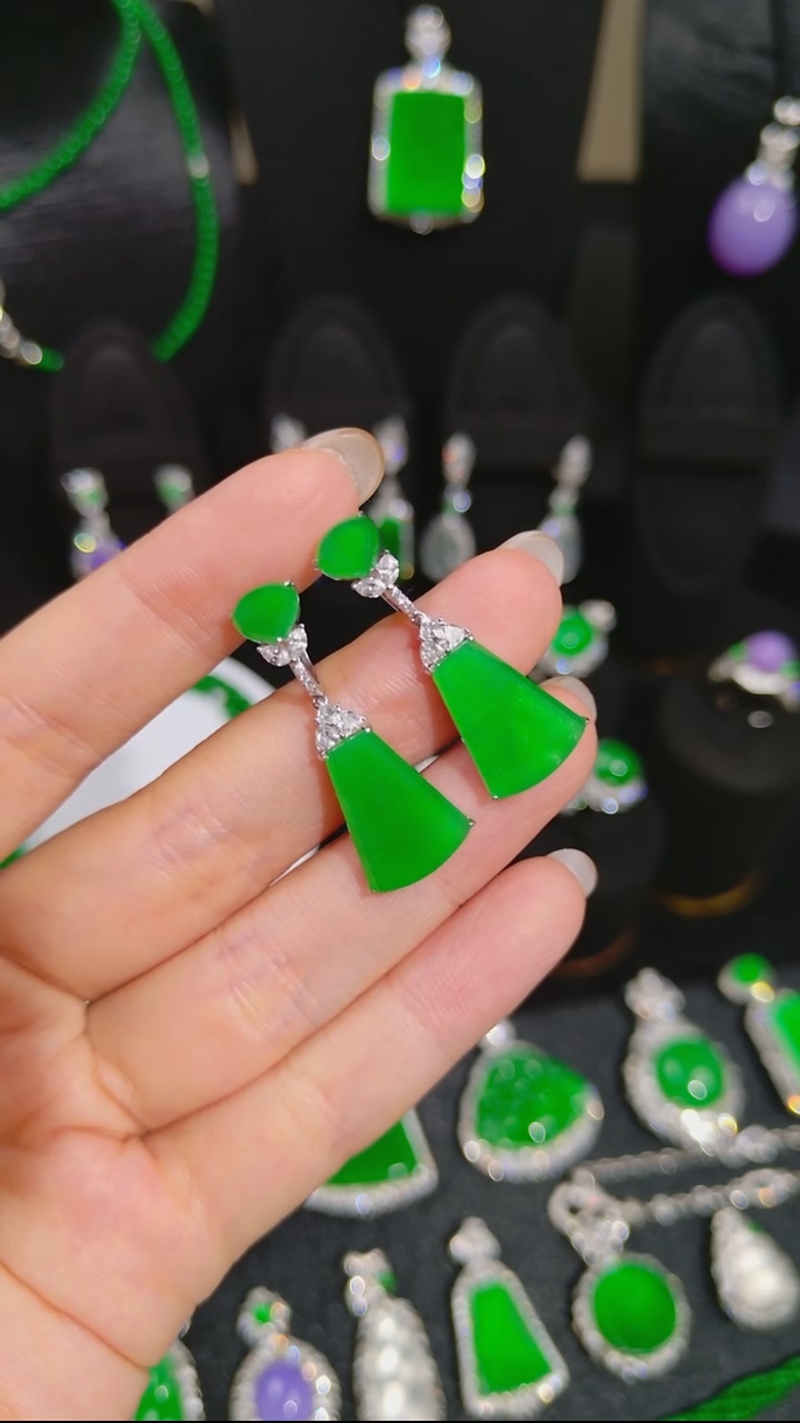 吊坠(不含链)18K金镶嵌翡翠无事牌耳坠