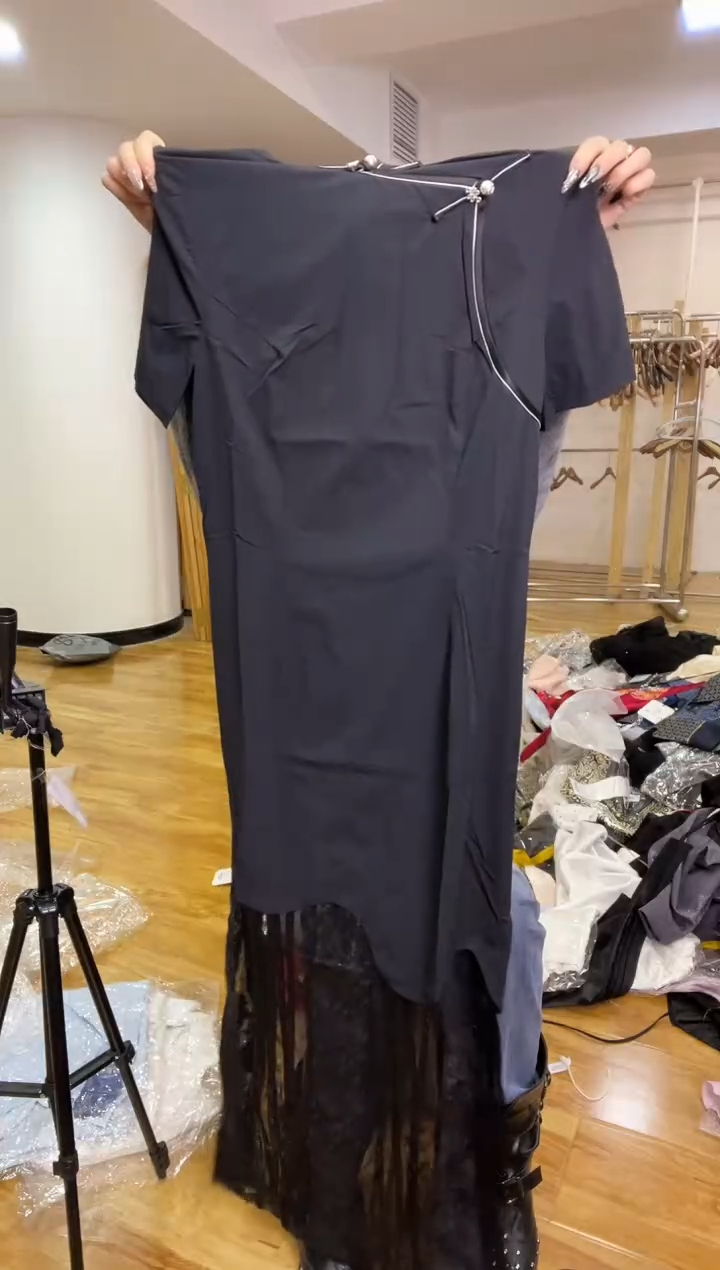 M码       90-105斤  连衣裙