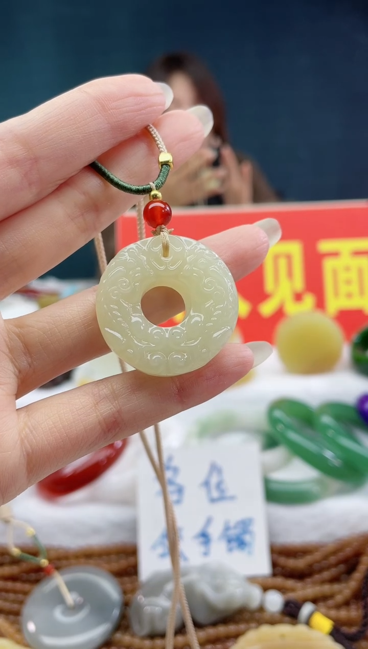 【闪购商品】和田玉颈饰未镶嵌1
