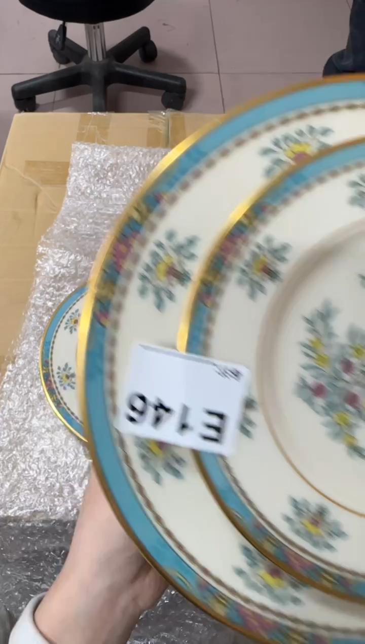 白*146...中古產品謹慎參拍