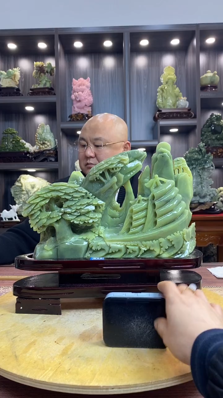 玉九*菊玉岫岩料手工雕刻摆件居家装饰送礼一物一图