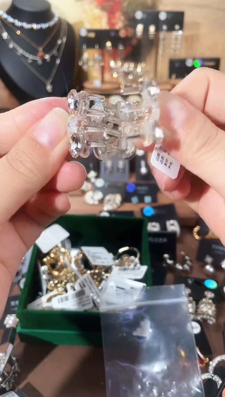合金925银锆石8024